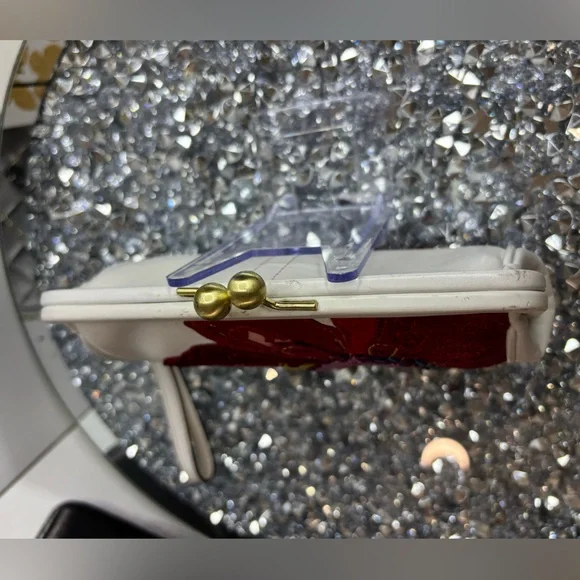 Coach 05’ poppy floral appliqué vintage RARE Poppy for Peace Kisslock EUC - Picture 6 of 16